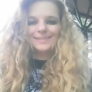 Meet your Posher, Tabitha